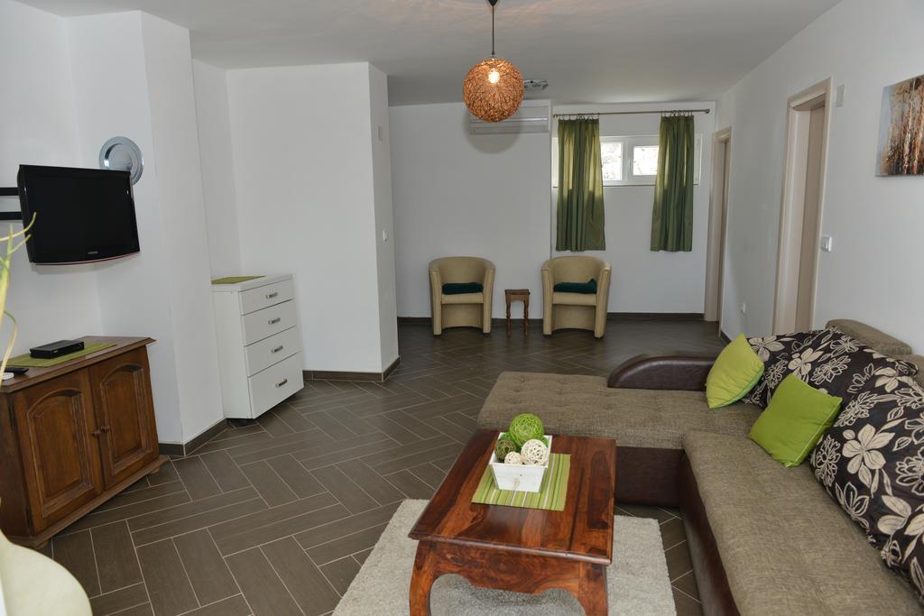 Apartments Kuljace Sveti Stefan Eksteriør bilde
