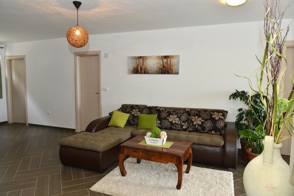 Apartments Kuljace Sveti Stefan Eksteriør bilde